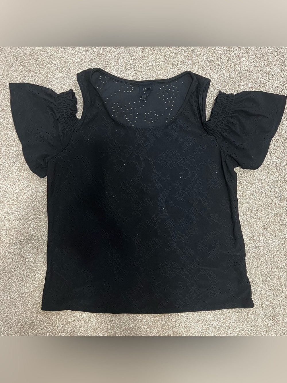 W5 Black Cold-Shoulder Eyelet Top Size Small